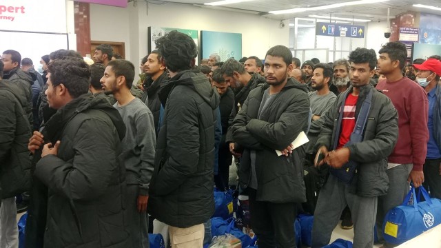 লিবিয়া থেকে আরও ১৬৭ বাংলাদেশি ফিরলেন