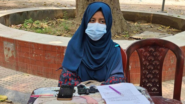 শিক্ষক-ছাত্রী একই রুমে থাকার ঘটনায় ৪ শিক্ষার্থীর বিরুদ্ধে অর্থ কেলেঙ্কারির অভিযোগ