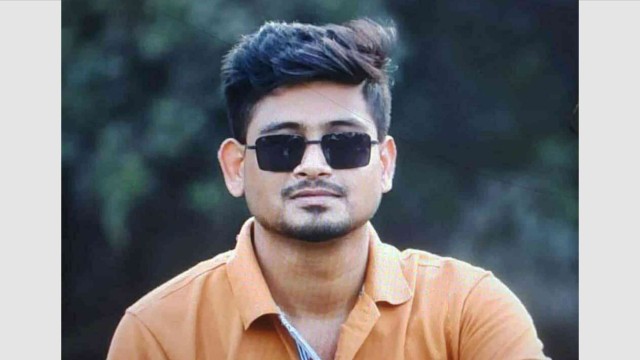 রাবি ছাত্রদল কর্মীর বিরুদ্ধে ব্যবসায়ীর ফুডকার্ট তুলে নেওয়ার অভিযোগ