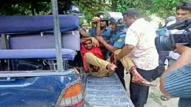 ছাত্রলীগের অস্ত্রের আঘাতে বিচ্ছিন্ন হয় রাবি শিক্ষার্থীর পা; বিচার পাননি ১১ বছরেও