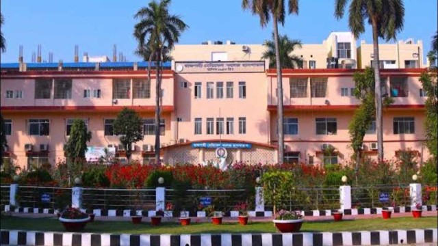 রামেক হাসপাতালের শৌচাগারে পড়ে করোনা রোগীর মৃত্যু