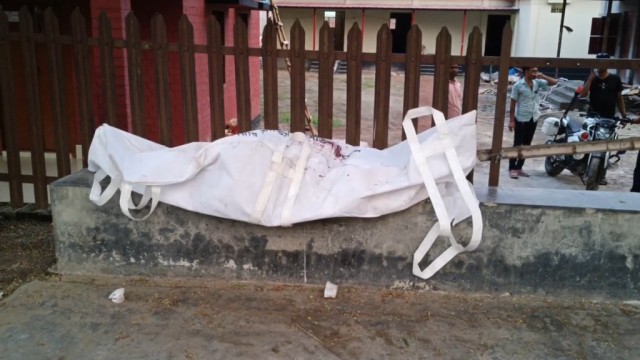 চাঁপাইনবাবগঞ্জে ট্রেনে কাটা পড়ে কলেজছাত্রীর মর্মান্তিক মৃত্যু
